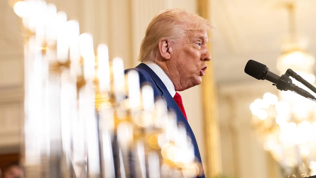 Трамп прокомментировал кадры падения вертолета в реку