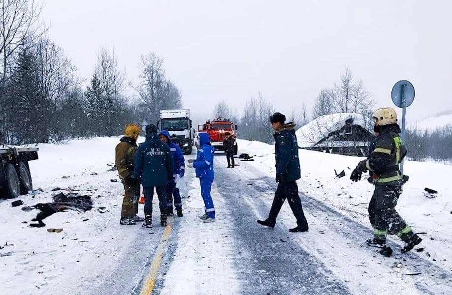Из-за аварии в Якутии погибли несколько человек
