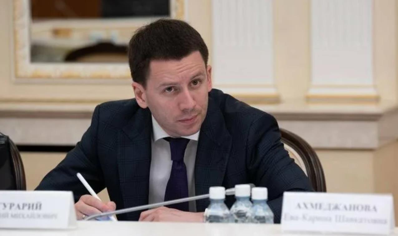 Раз Гурарий, два Гурарий: на кого ставят Якушев и Пумпянский