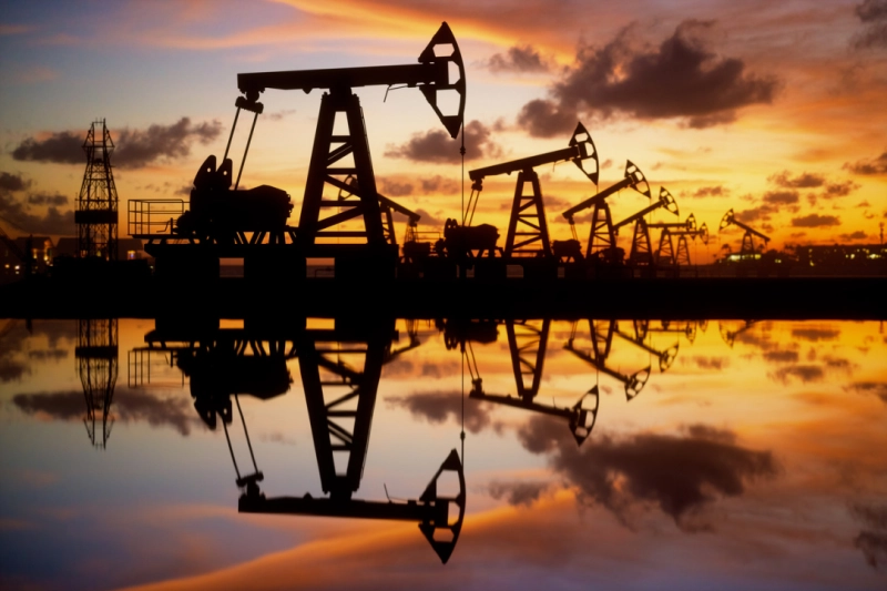 Цена нефти Brent опустилась ниже 64 долларов за баррель 