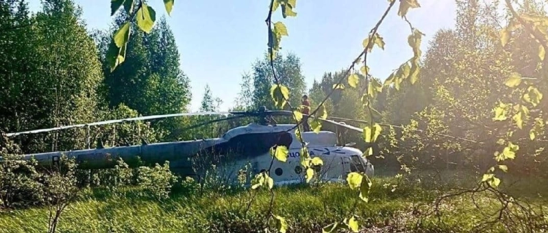 В Томской области вертолет совершил вынужденную посадку