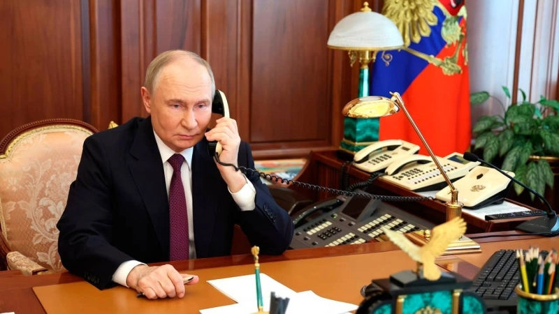 В Кремле раскрыли детали разговора Путина с Папой Римским