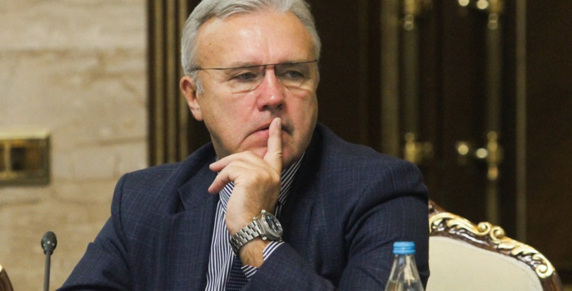 Александр Усс