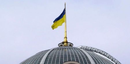 Рада считает, что Украина должна уступить в переговорах с Донбассом