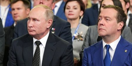 Путин поручил обеспечить ритмичность финансирования нацпроектов