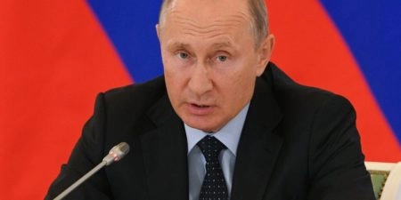 Путин поручил внедрить реестр граждан на льготные лекарства