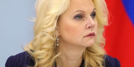 Голикова сообщила об обращениях от врачей по лекарствам для онкобольных