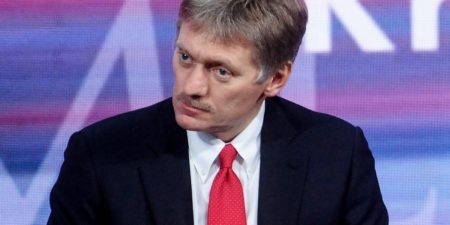 Песков прокомментировал случаи невыдачи виз США дипломатам из РФ