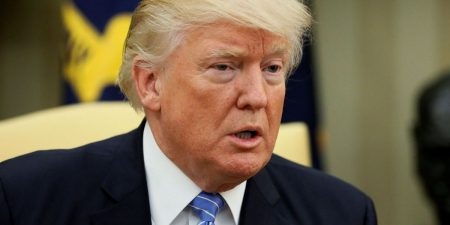 Трампа планируют отстранить после проверки психики