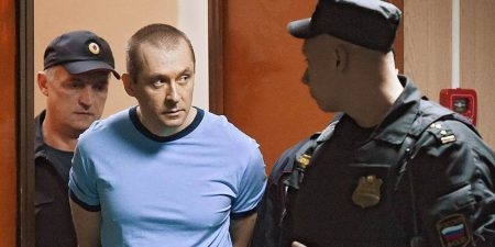 Осужденный Захарченко попал в больницу