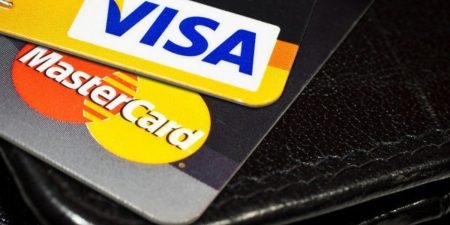 Visa и MasterCard могут "исчезнуть" в России