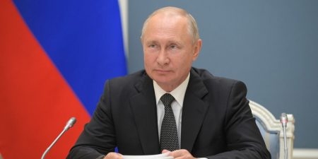 Путин призвал позаботиться о многодетных семьях