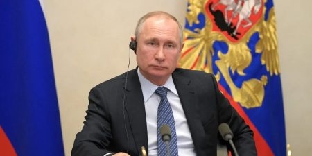 Путин продлил безсанкционное пребывание мигрантов в России