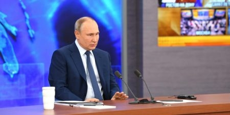 Песков озвучил оценку Путина по "Прямой линии"