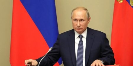 Путин проведет совещание с кабмином