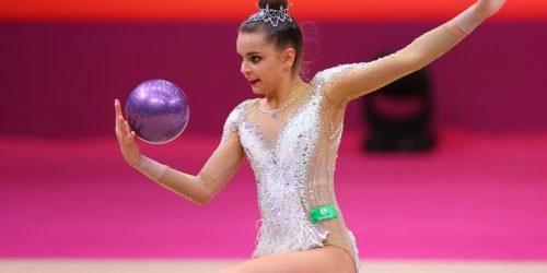 Сборная России выиграла групповое многоборье на ЧМ по художественной гимнастике