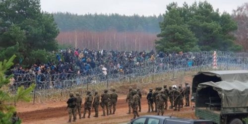 Группа мигрантов прорвалась в Польшу из Белоруссии