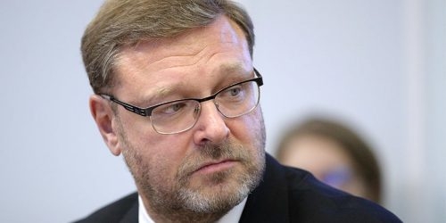 Косачев заявил, что Россия не собирается нападать на Украину