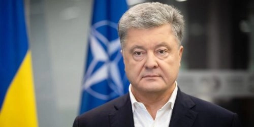 Порошенко пообещал вернуться на Украину в первой половине января