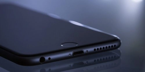 Apple ограничила работу сервиса для оплаты в России