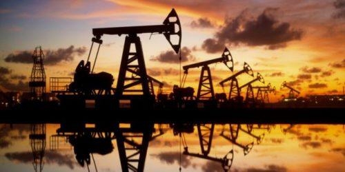 Нефть Brent снизилась до 111,27 долларов за баррель