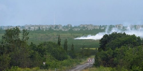 Луганск: силы ЛНР и РФ развивают наступление на Северск