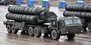 Первая партия ЗРК С-400 поступила в Турцию