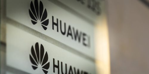 СМИ: Huawei прекратила поставки смартфонов и может окончательно покинуть Россию