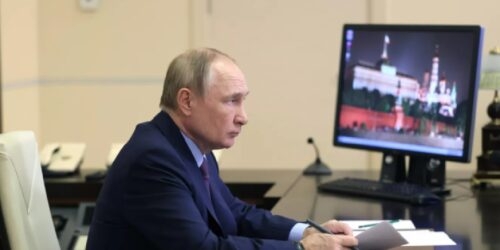 Путин провел телефонный разговор с коллегой из Казахстана