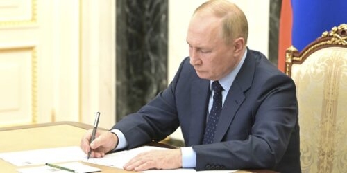 Путин обсудил с постоянными членами СБ инцидент в Брянской области