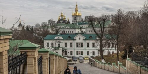 Киево-Печерская лавра отказалась выселять монахов