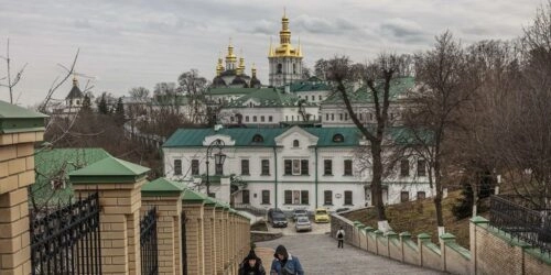 Киево-Печерская лавра отказалась выселять монахов