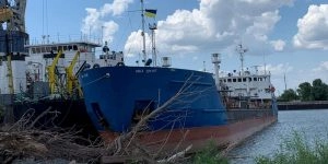 Украина отпустила моряков с задержанного танкера