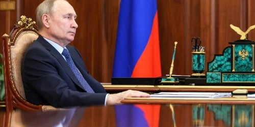 Путин проведет совещание с кабмином и встретится с выпускниками