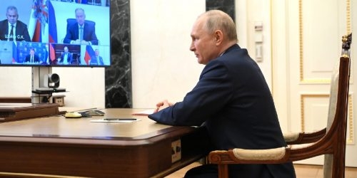 Путин провел совещание с постоянными членами Совета Безопасности РФ