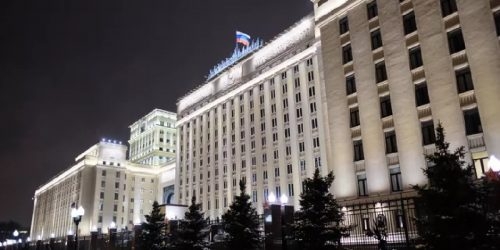 Герасимов проверил передовой пункт управления группировки войск на одном из направлений