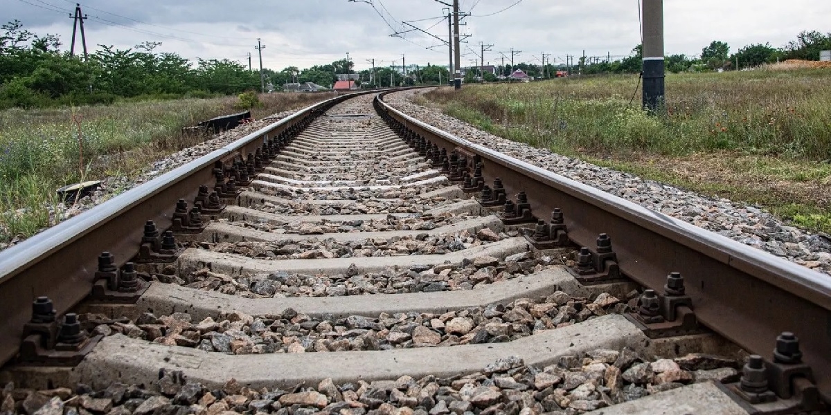 На Забайкальской железной дороге произошел сход тепловоза