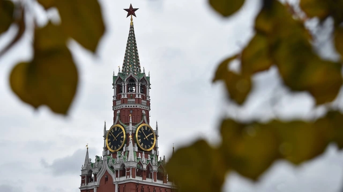 Песков назвал трагедией смерть Максудова