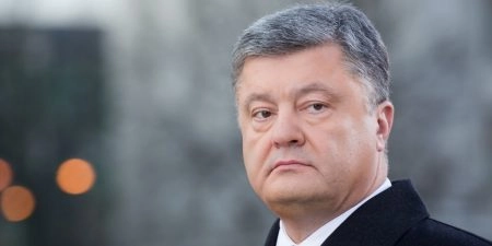 Порошенко вернулся в страну и пришёл на допрос в ГБР