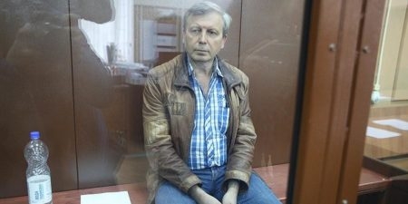 Медведев уволил проворовавшегося замглавы ПФР