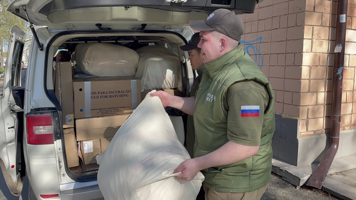 Более 1,5 тонн гуманитарной помощи привезли волонтеры Удмуртии в пункты временного размещения Белогорья