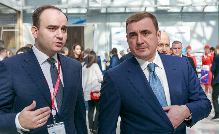 Падение Дмитрия Азарова: самая громкая отставка среди губернаторов dqdirkideziqdratf
