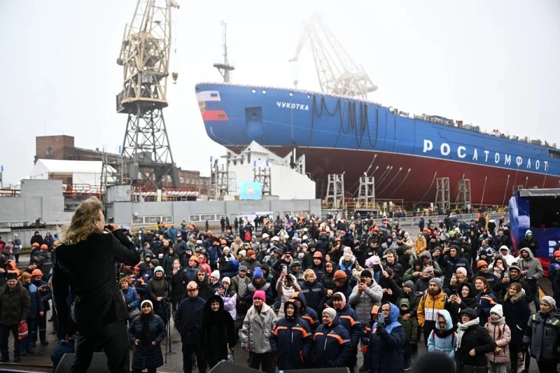 «Русская Медиагруппа» устроила концерт в честь спуска на воду атомного ледокола «Чукотка»