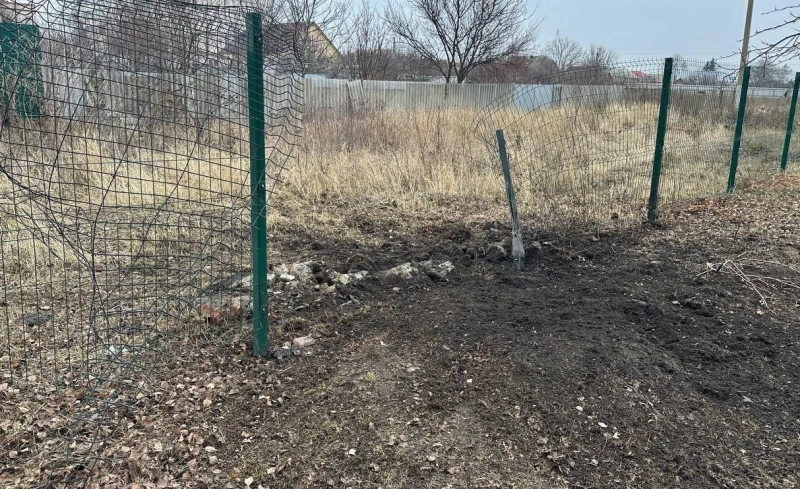 Дрон атаковал территорию школы в Белгородской области