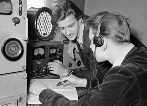 Всемирный день радиолюбителя: когда отмечают, история и значение праздника Всемирный день радиолюбителя: когда отмечают, история и значение праздника