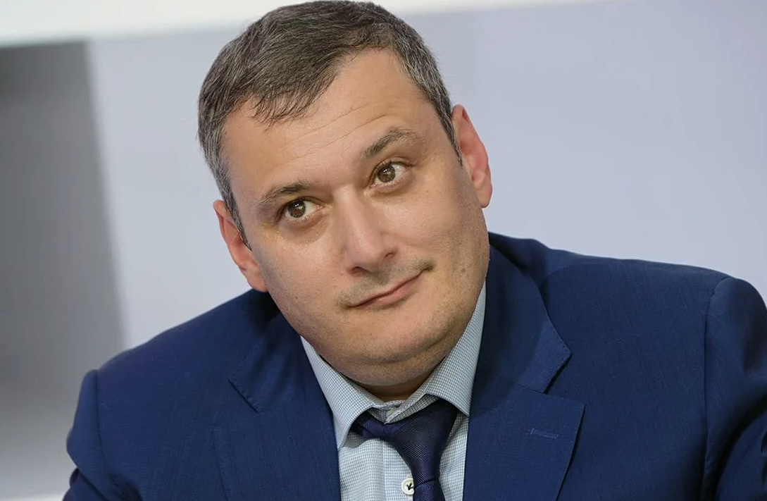 Эксмо вы как: обыски или начало захвата? Эксмо вы как: обыски или начало захвата?