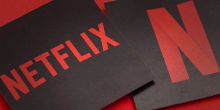 Netflix расскажет об опасностях соцсетей