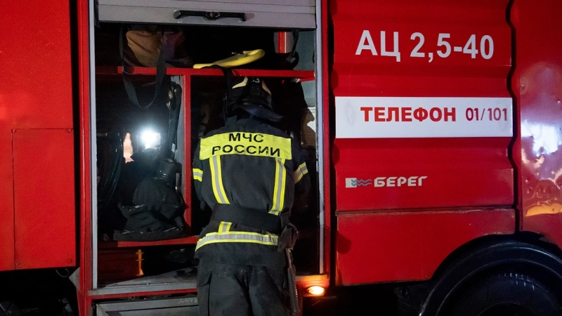 В Новосибирске загорелось дорогое авто