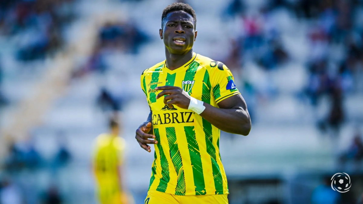 Ангольский футболист Миро перешел в махачкалинское "Динамо"