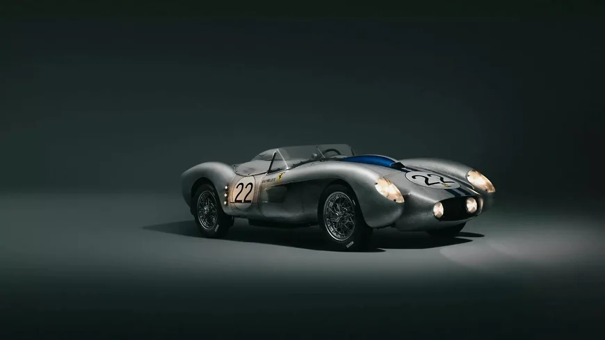 Британская студия воссоздала Ferrari Testa Rossa 1958 года в миниатюрной электрической версии